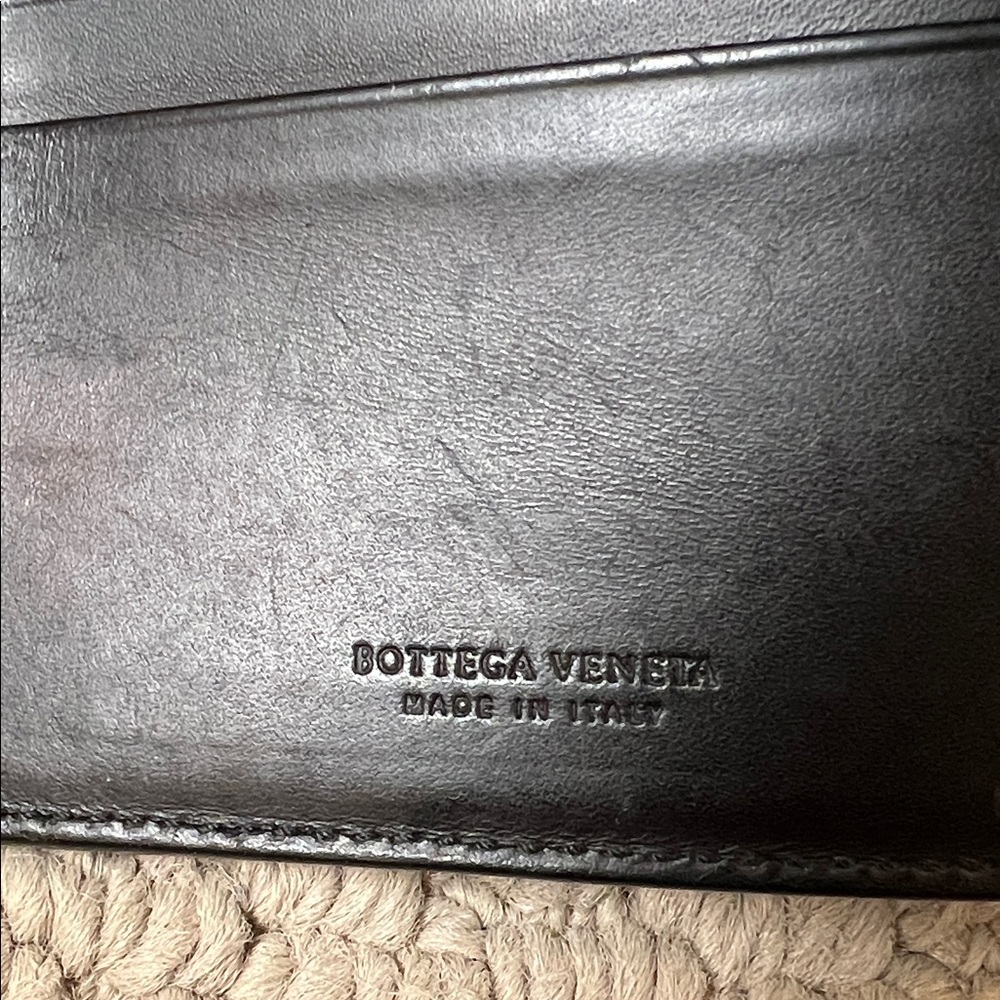 Bottega Veneta Black Woven Leather Card Holder - Picture 2 of 8
